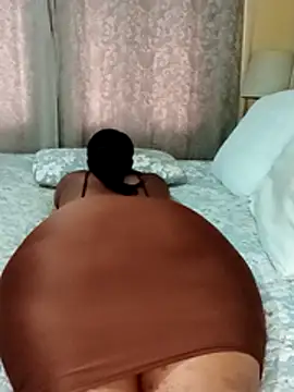 Luciouslips00 live sex cam