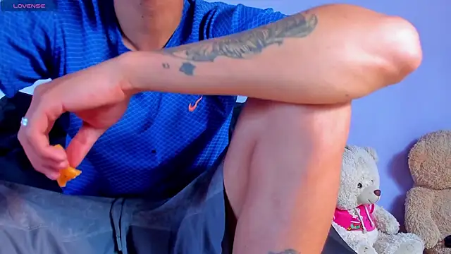 BIG_cockpether's cam snapshot