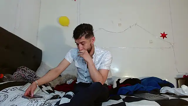 picante70_'s cam snapshot