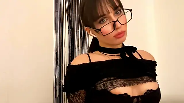 nikabloom's cam snapshot