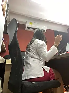 Leelu_Lee's cam snapshot