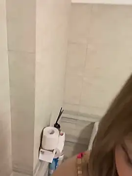 YunnaTyan's cam snapshot