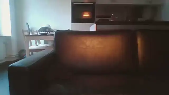 adameva2019's cam snapshot