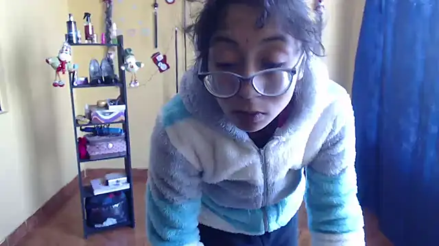 Violet_And_Smith's cam snapshot