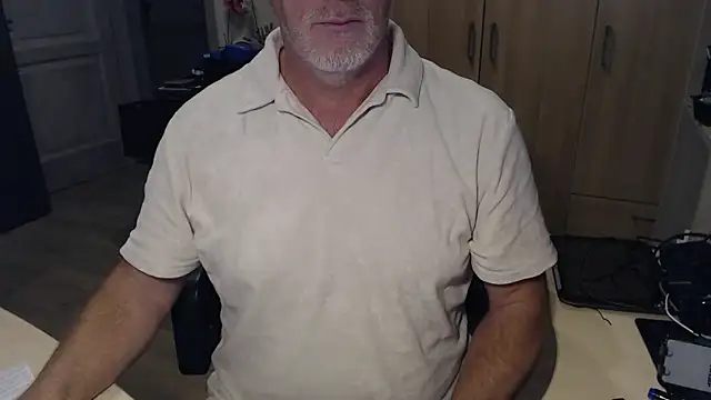 SoftBear68's cam snapshot