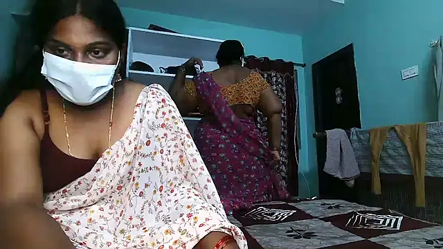 Honey__baby_'s cam snapshot