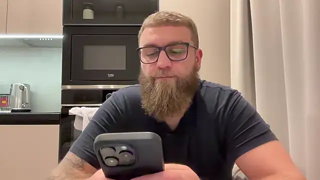 Bear_bear_'s cam snapshot