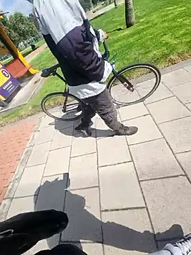 Kingkushflow's cam snapshot