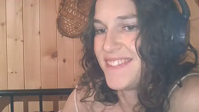 forbiddenbabygirl live sex cam