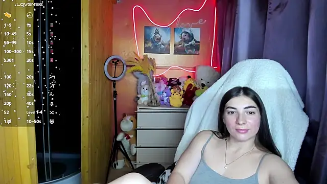 Fiery_Brunette_'s cam snapshot