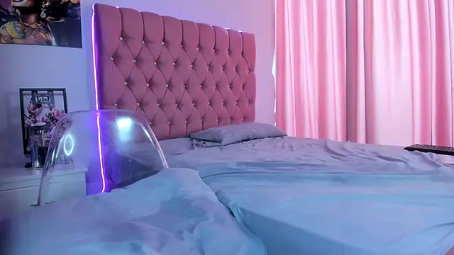 VanillaFlo's cam snapshot