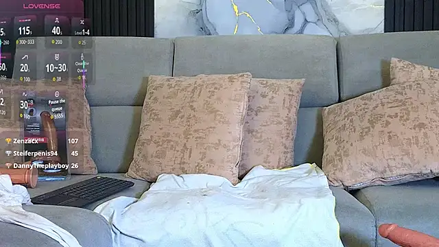 zendayavg's cam snapshot