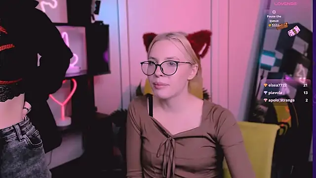 miki_ti live sex cam