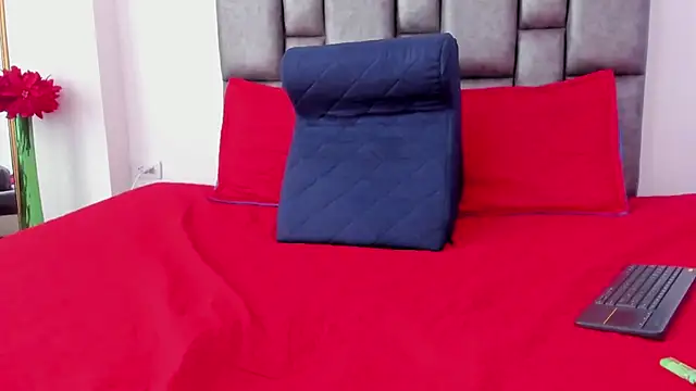 sarahhernandez's cam snapshot