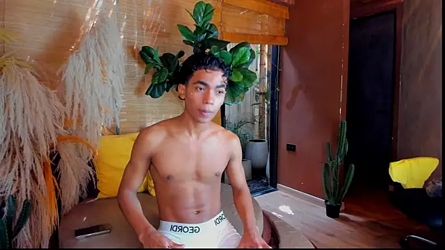 AlanCutee live sex cam