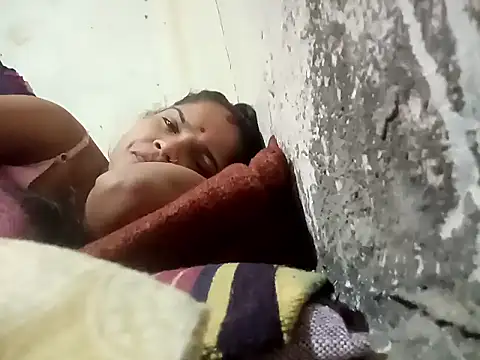 Rakhi_cute's cam snapshot