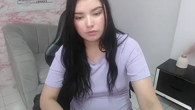 sarah_rouse_t_'s cam snapshot