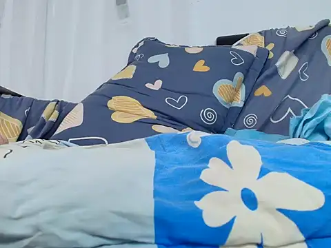 Lina-168's cam snapshot