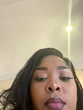 sexyTHANDO live sex cam