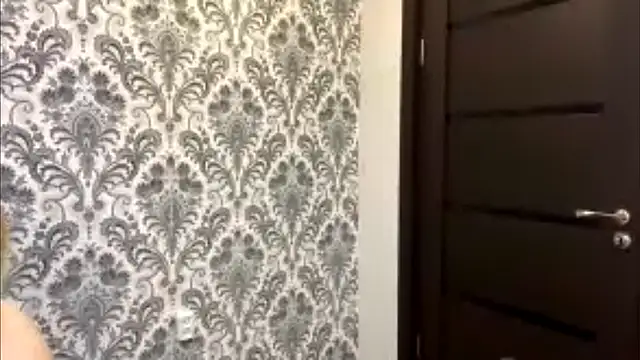 PhebeHals's cam snapshot