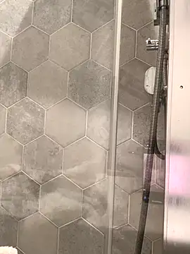 GoldenPussy1329's cam snapshot