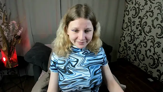 _Velvet_peach_'s cam snapshot