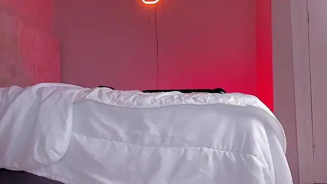 _alison_c's cam snapshot