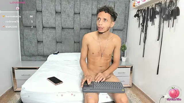 DamianandEva's cam snapshot