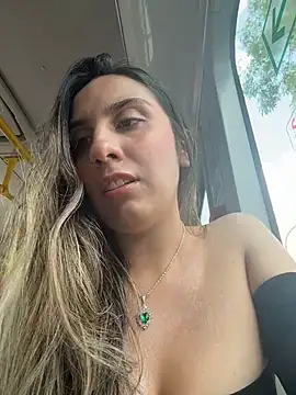 sarah_honey__'s cam snapshot