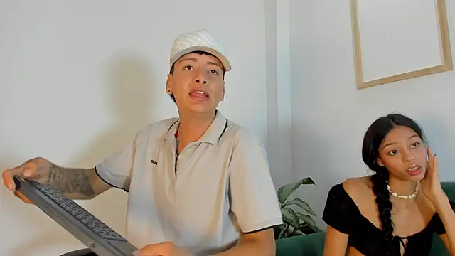 two_milkyway's cam snapshot