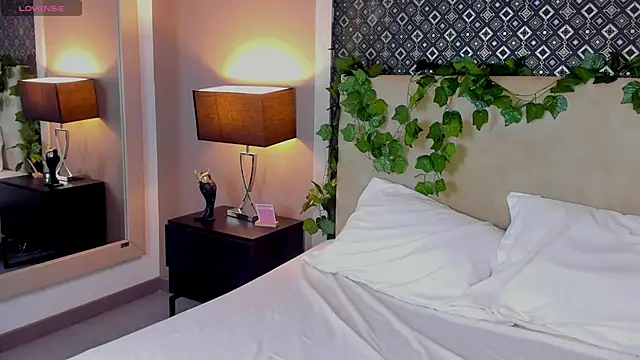 GabrielaBali's cam snapshot