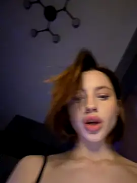 Camilla_Railian live sex cam