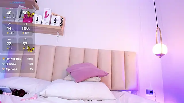 Emely_Deluxe's cam snapshot