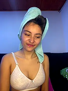 hotwife26's cam snapshot