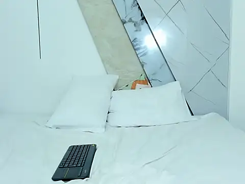 DannaAndDante's cam snapshot