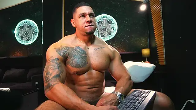 MassimoWalton2 live sex cam