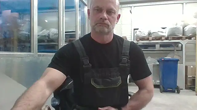 Boomerhun live sex cam