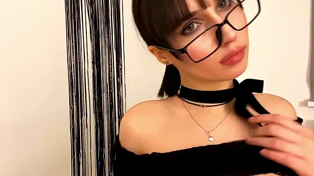 nikabloom's cam snapshot