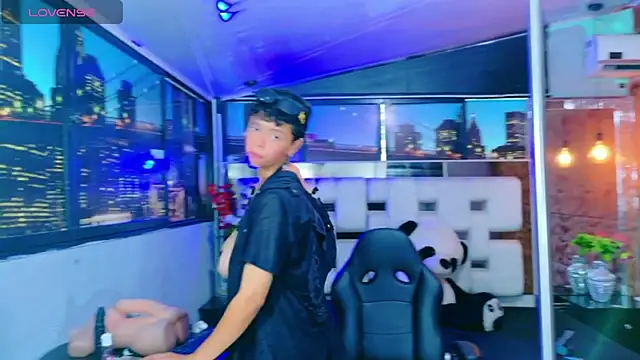 lunabustygirl's cam snapshot