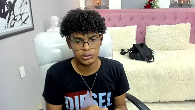 boylittle19cm live sex cam