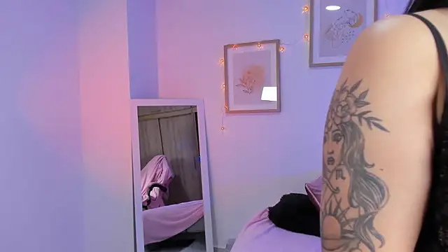 Veronica_isaza__'s cam snapshot