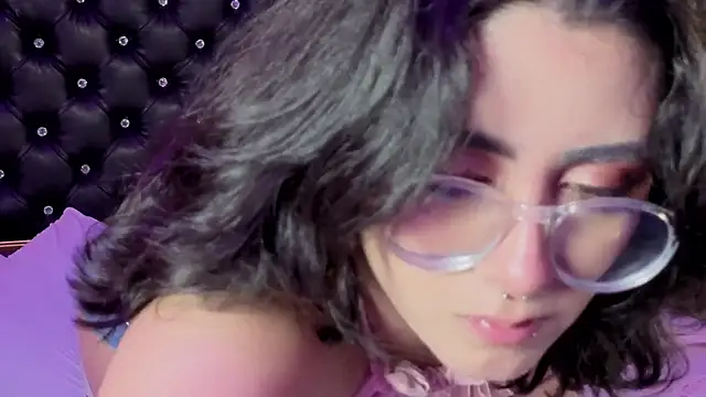 LiLLiAnderson's cam snapshot