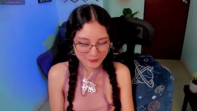 Krysten_Riter's cam snapshot