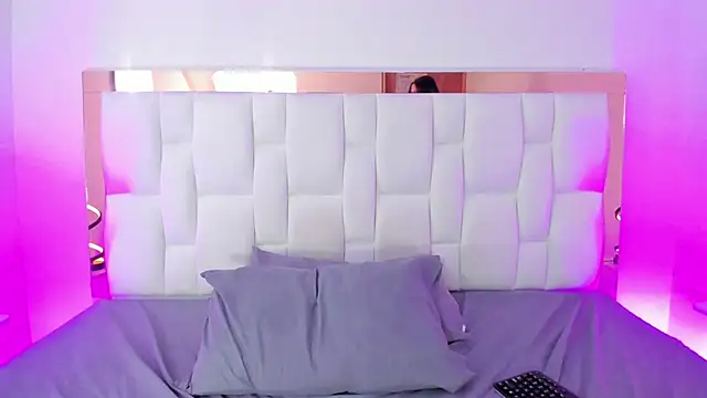 Camille_Juicy's cam snapshot