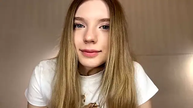 FruityXo's cam snapshot