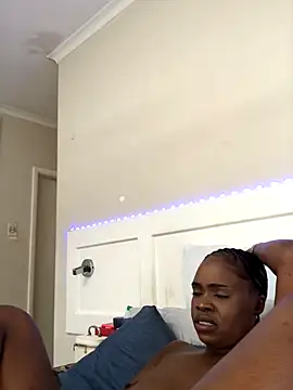 LuciousLips96's cam snapshot