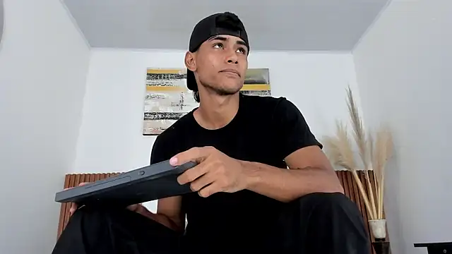 zander_2120 live sex cam