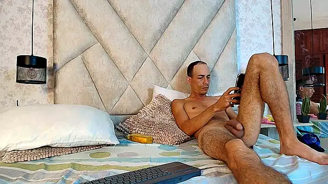 AmbarRaj's cam snapshot