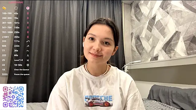 KiraVelvet's cam snapshot