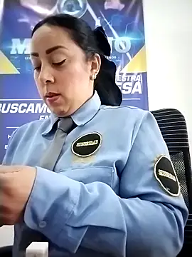 CRISTAL__11's cam snapshot